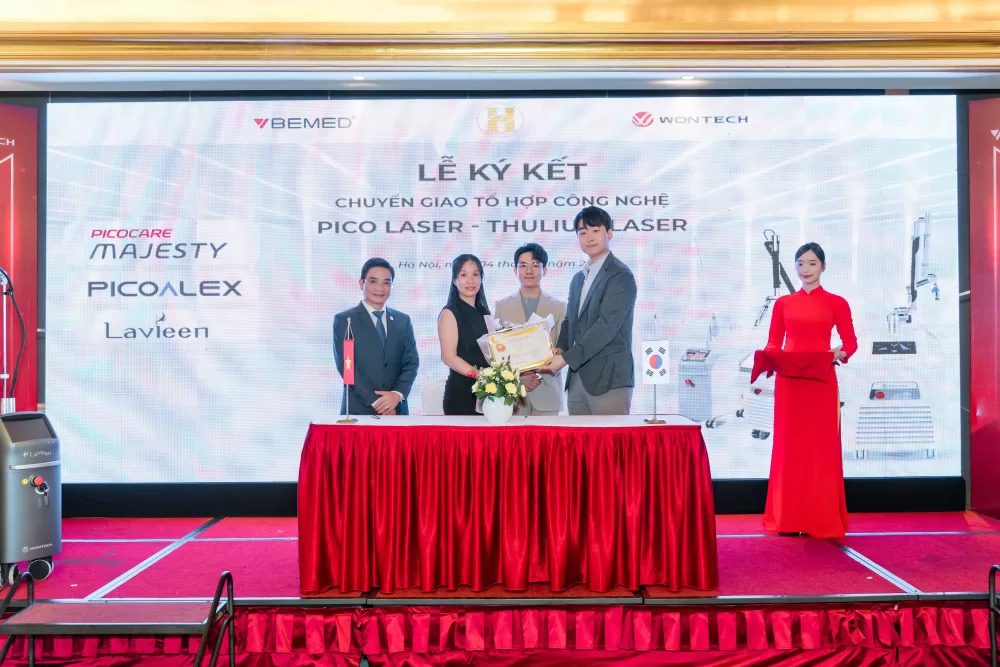 Lễ Ký kết chuyển giao công nghệ đến PK da liễu Bác sĩ Hưng