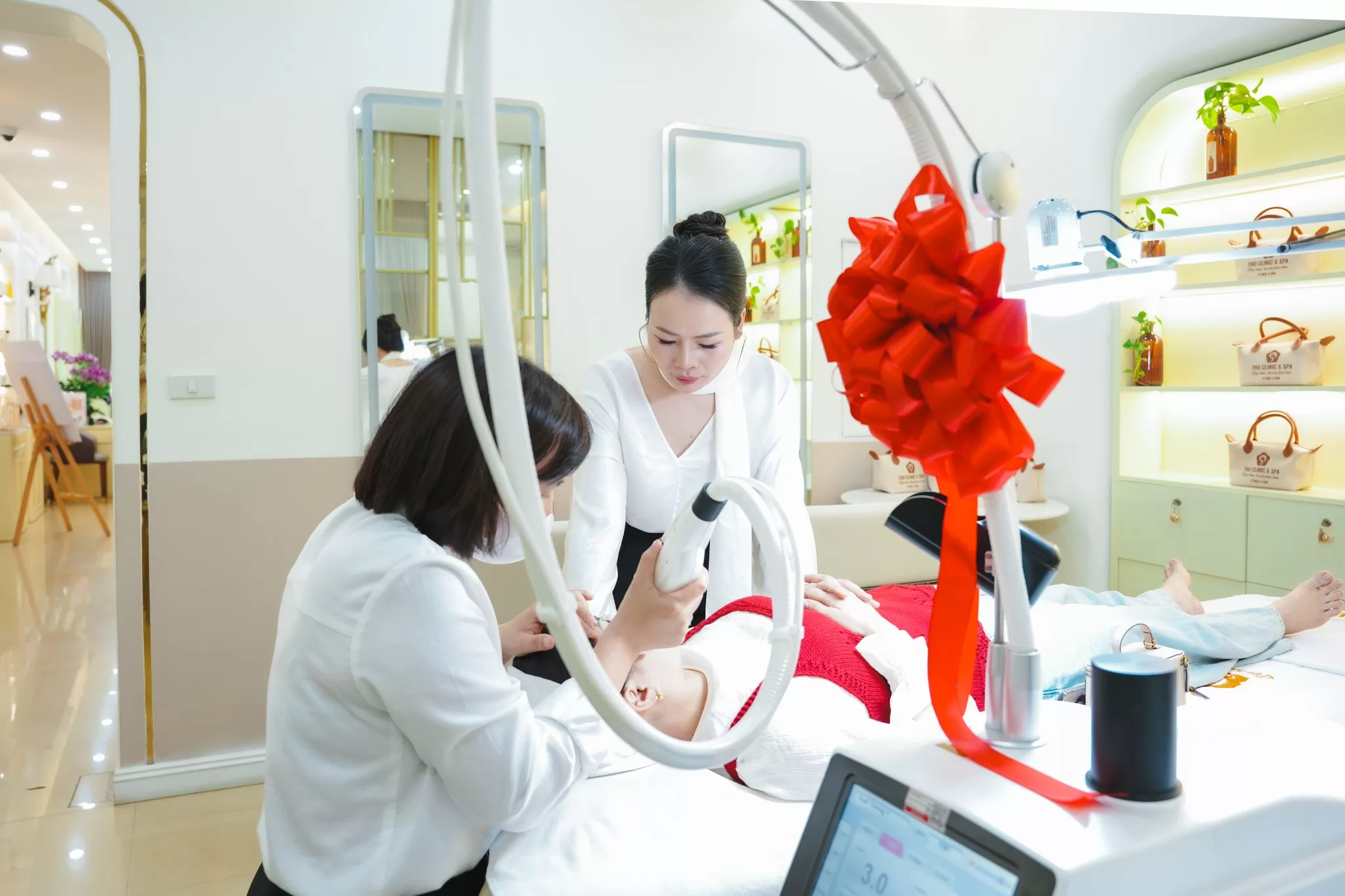Mercury - Vũ khí vàng trong điều trị giãn mao mạch