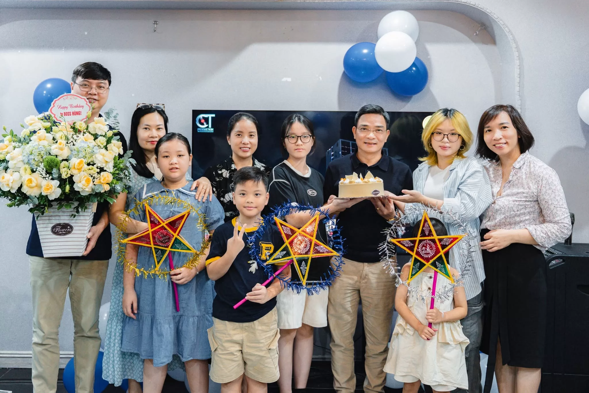 C&aacute;c khoảnh khắc vui vẻ trong buổi tiệc sinh nhật CEO BEMED